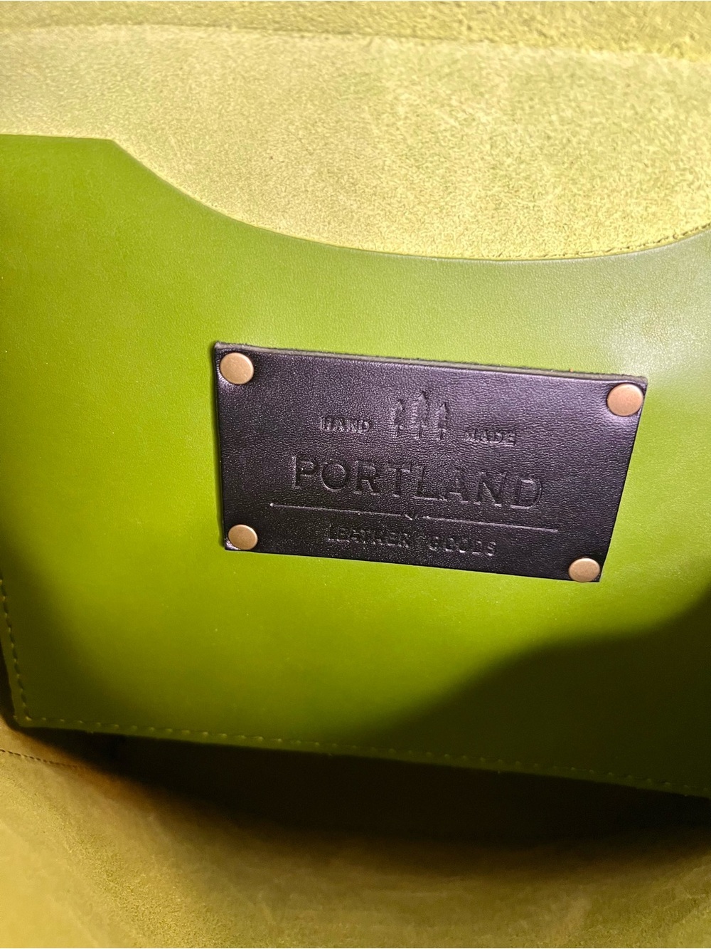 Portland Leather Goods Small Classic Tote Green Apple. - Picture 4 of 11